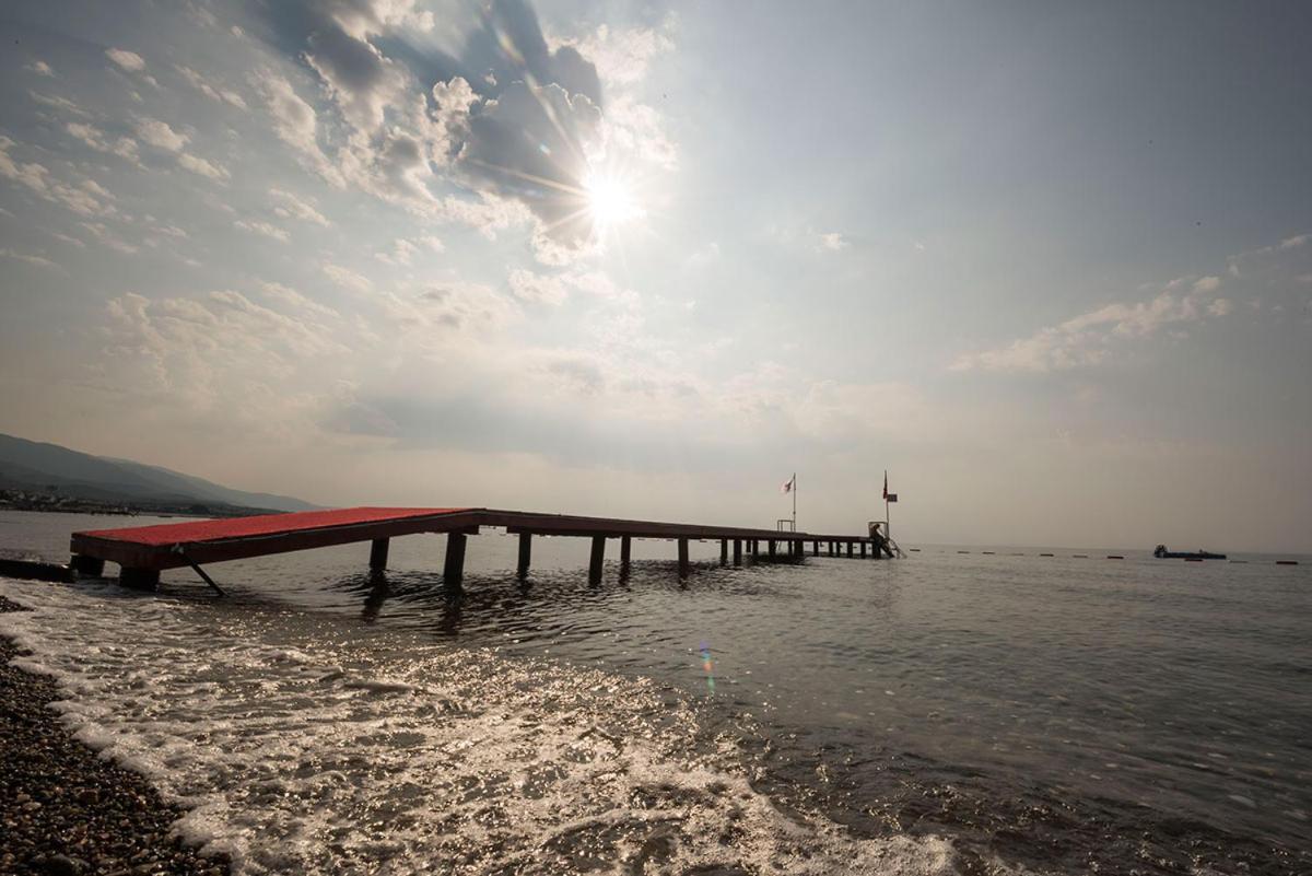 Ra Resort Otel Kucukkuyu Bagian luar foto
