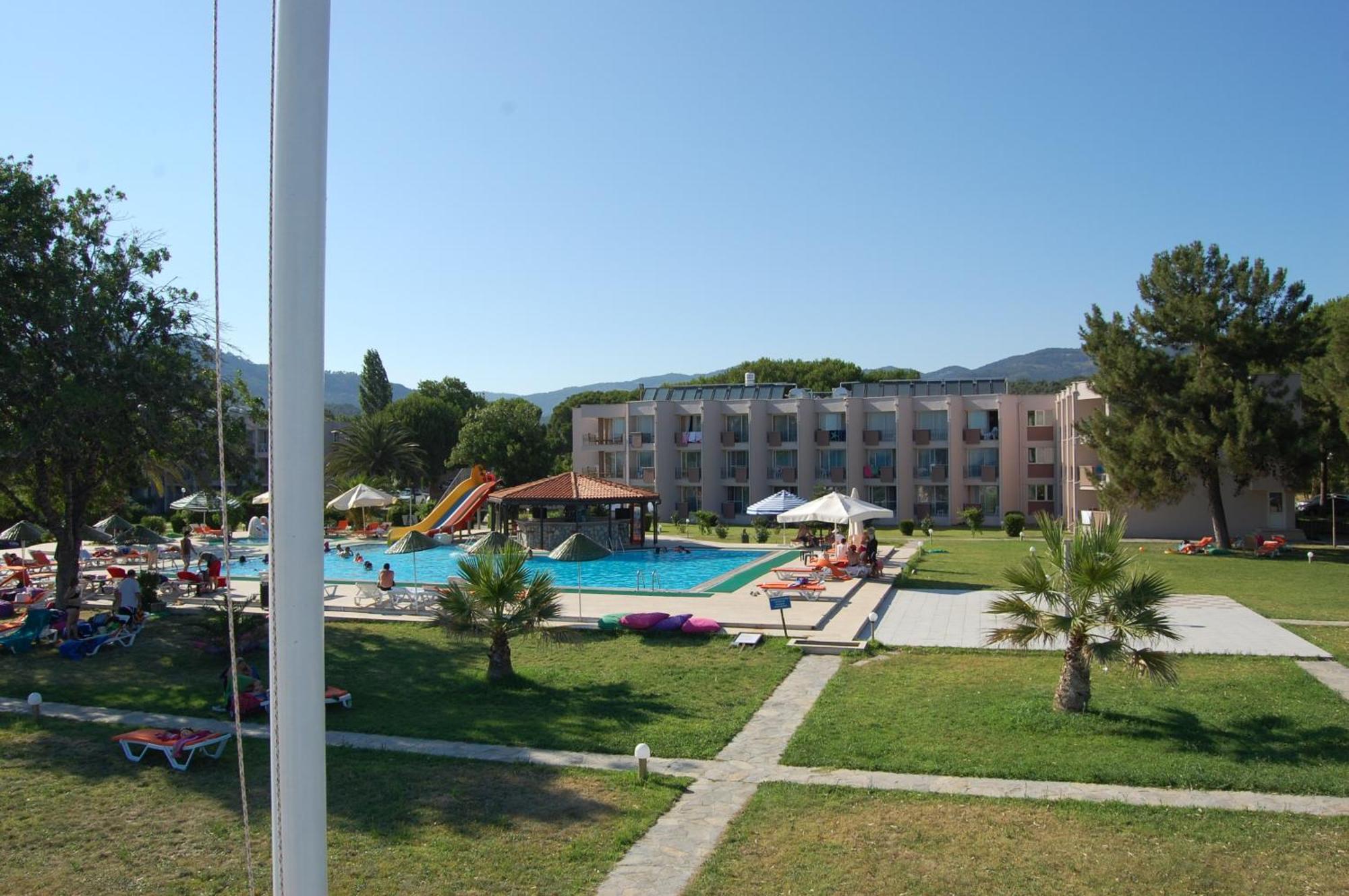 Ra Resort Otel Kucukkuyu Bagian luar foto