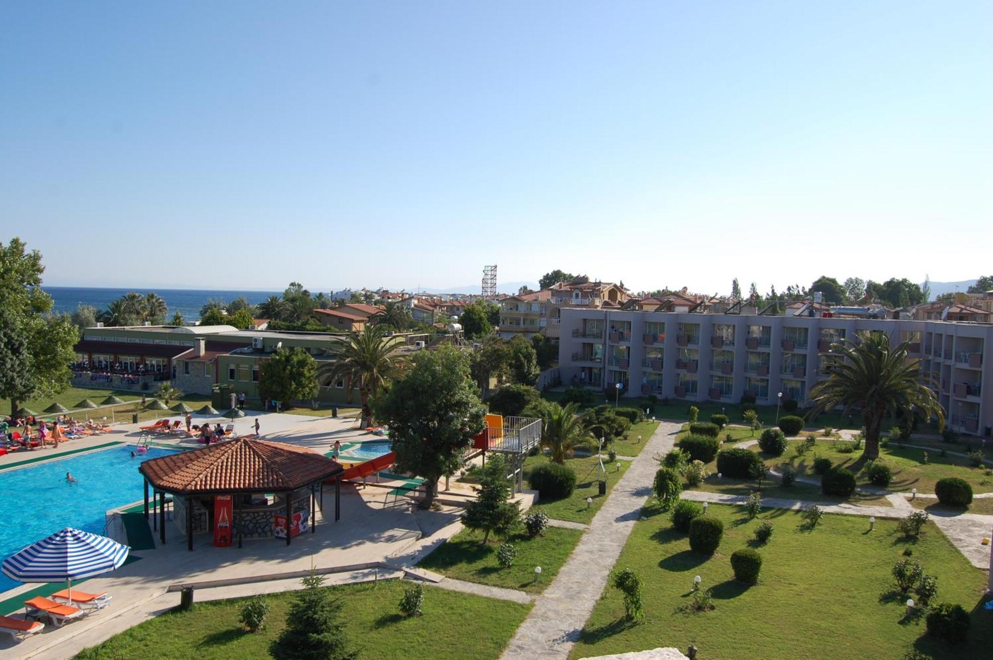 Ra Resort Otel Kucukkuyu Bagian luar foto