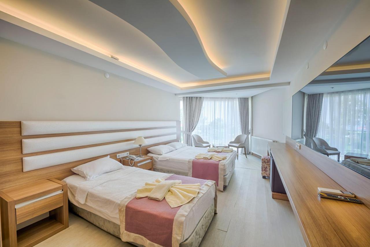 Ra Resort Otel Kucukkuyu Bagian luar foto
